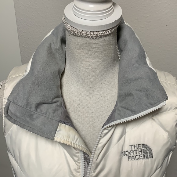 The North Face 550 down vest - Picture 7 of 9